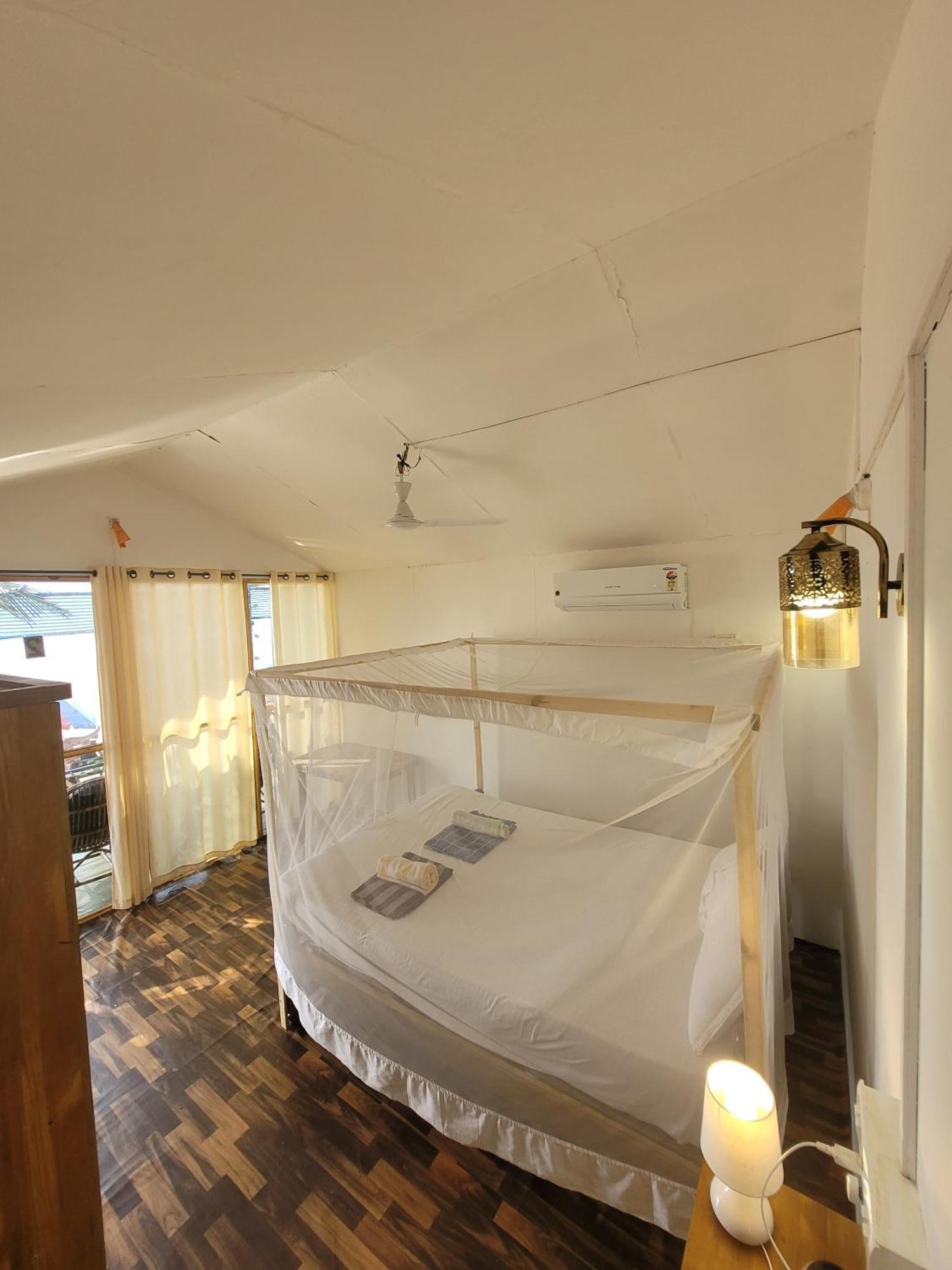 אגונדה Kashinath Beach Huts מראה חיצוני תמונה