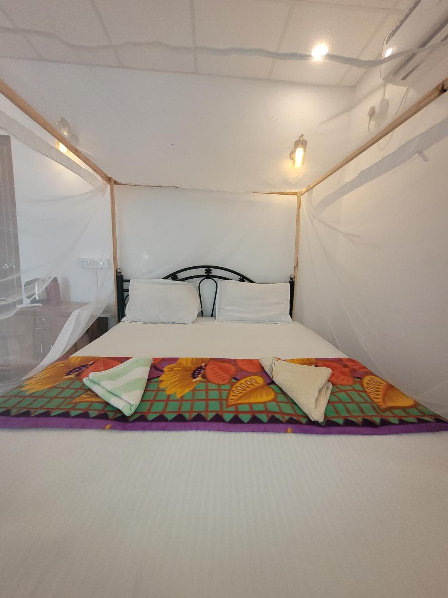 אגונדה Kashinath Beach Huts מראה חיצוני תמונה